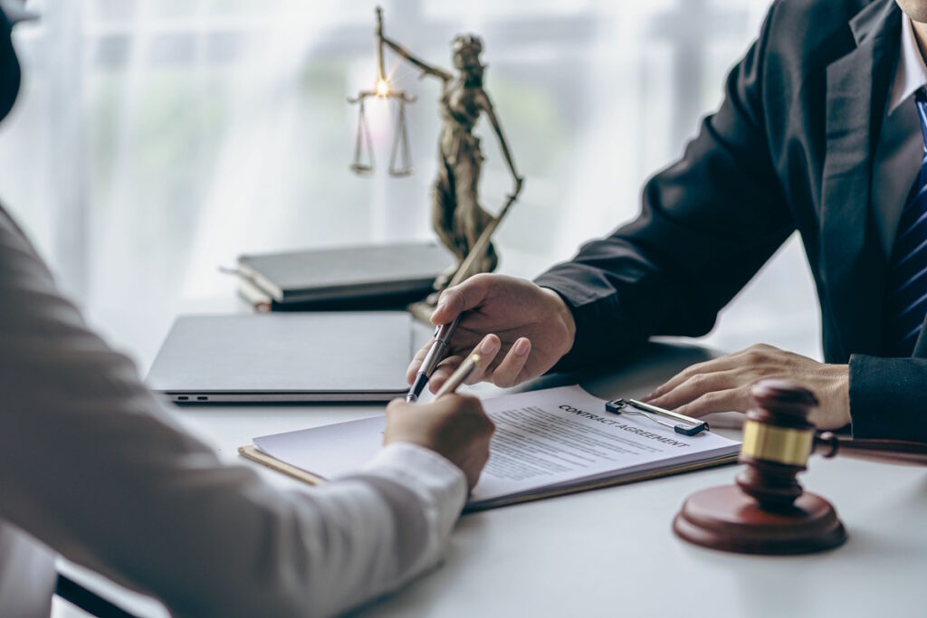 Early Warning Signs You May Need A Liquidation Lawyer